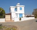 Продается дом на Кипре с бассейном с подогревом
