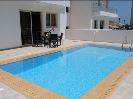 Аренда соседних домов на короткий срок на Кипре, с бассейном