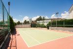 Теннисный корт в комплексе